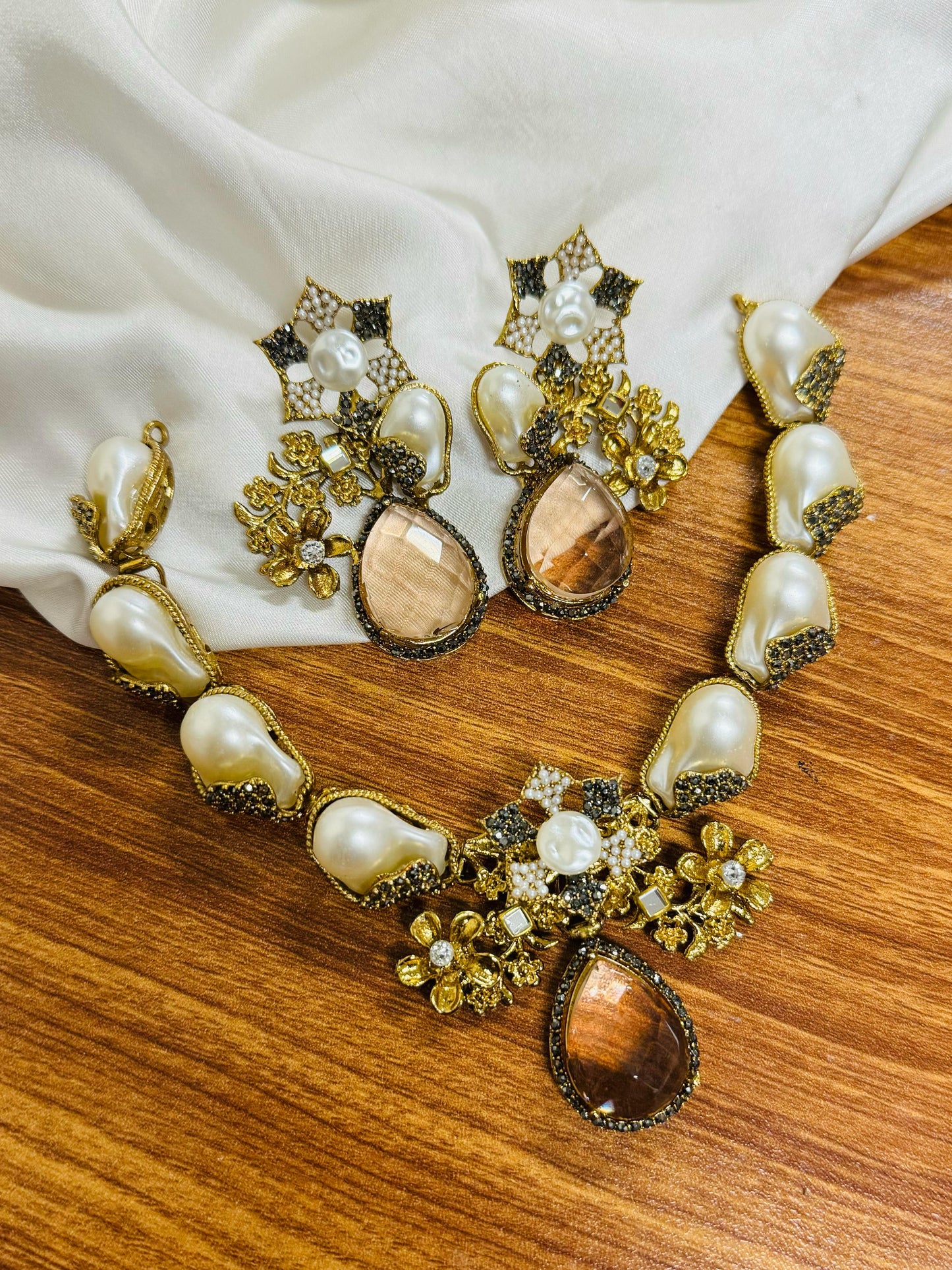 Doublet Stone (Turkish Necklace)