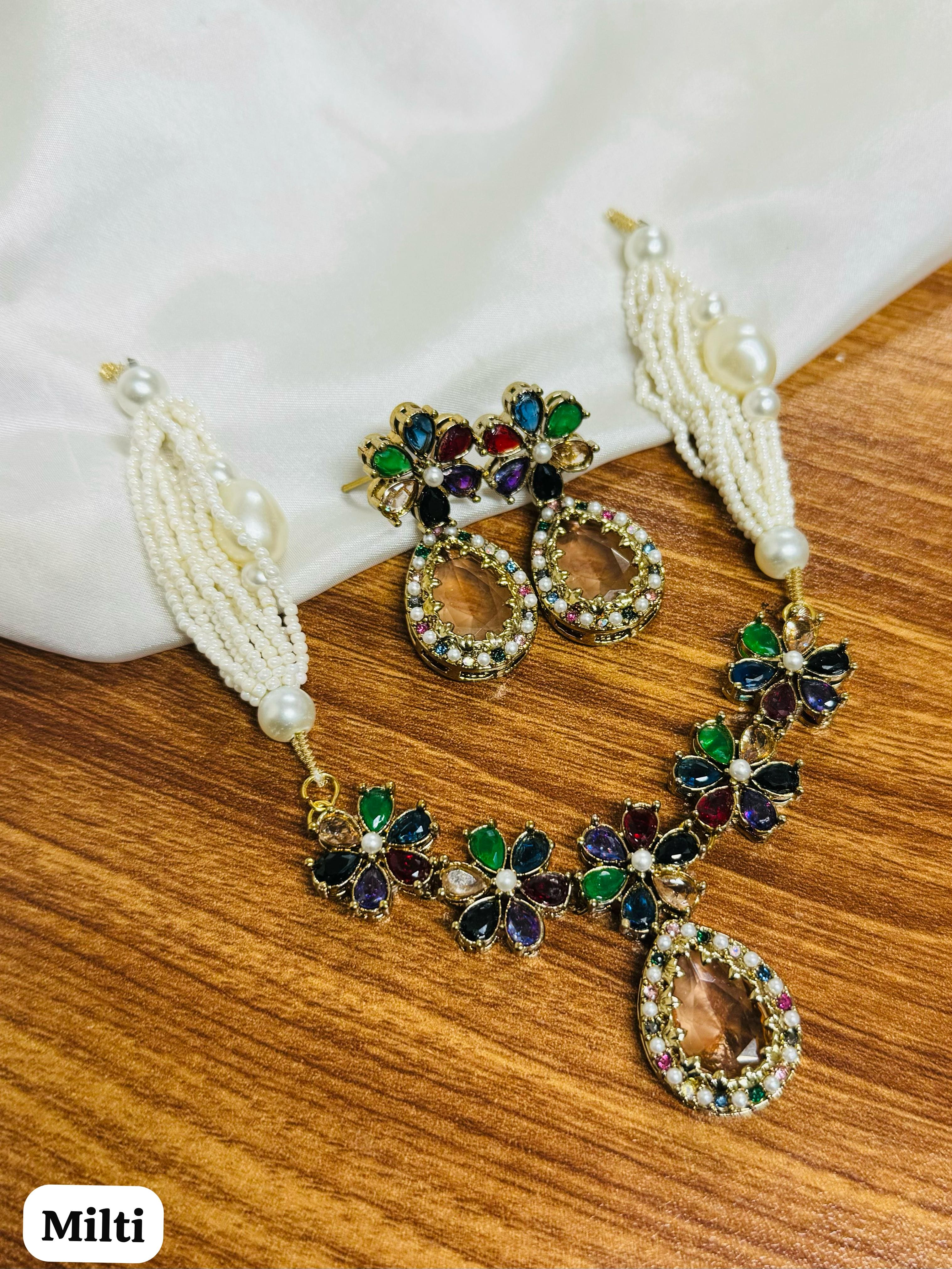 Mini necklace (Turkish)