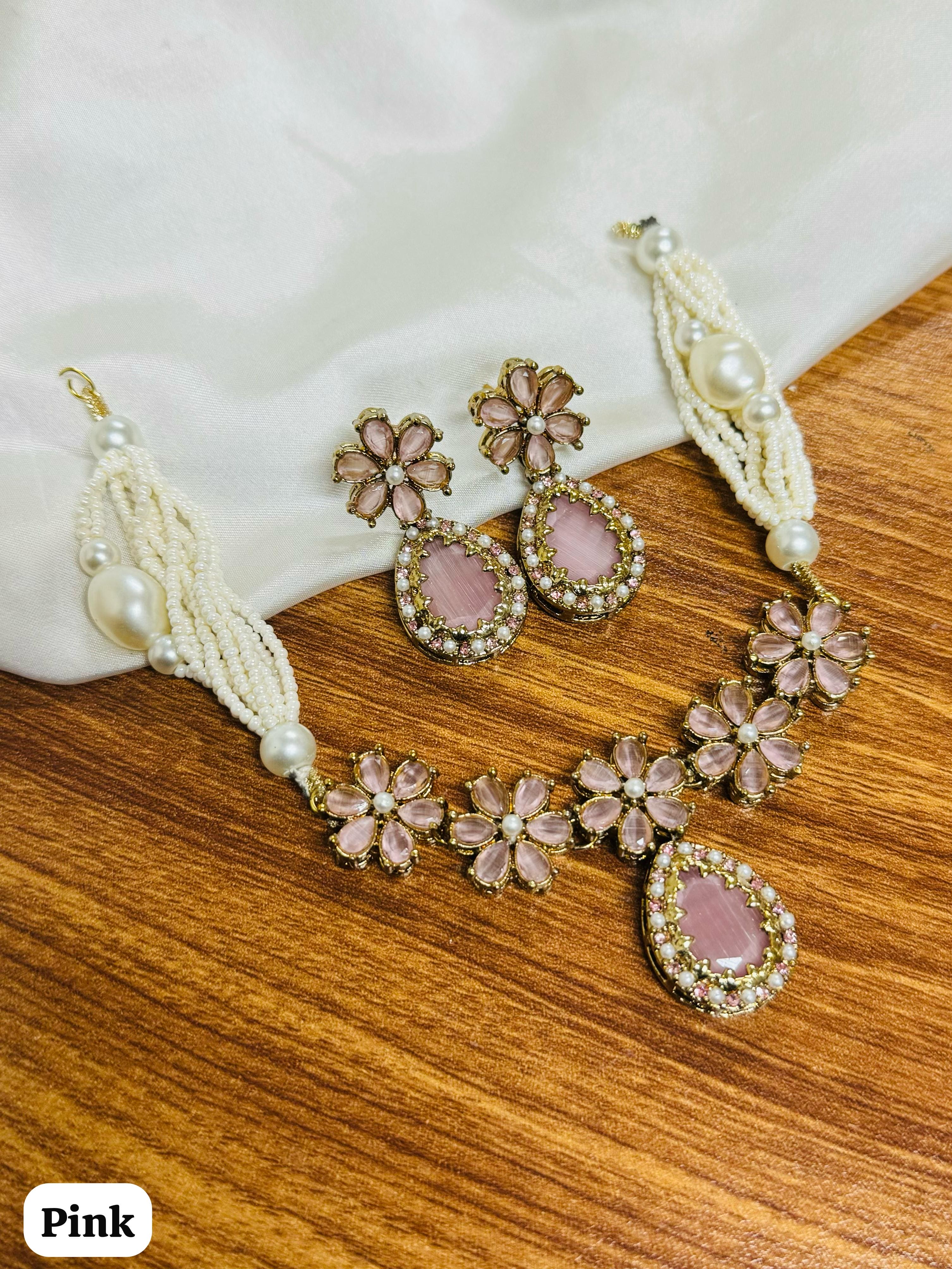 Mini necklace (Turkish)