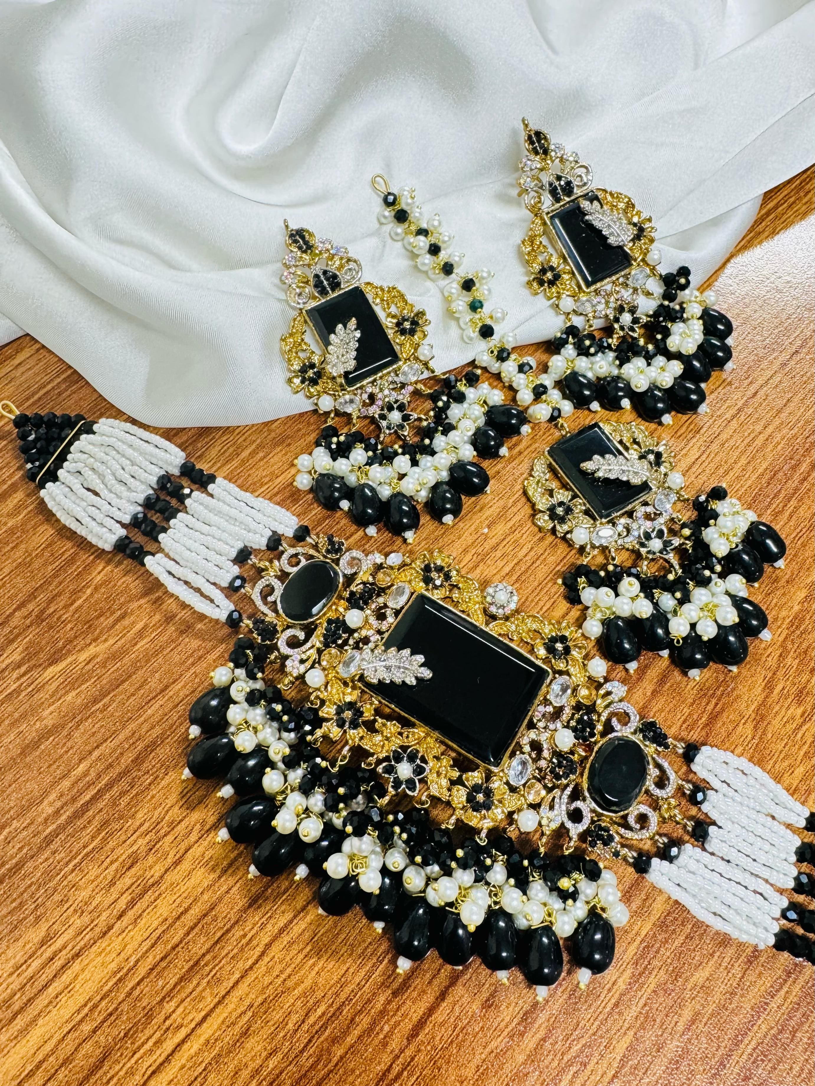 Doublet Stone choker Set